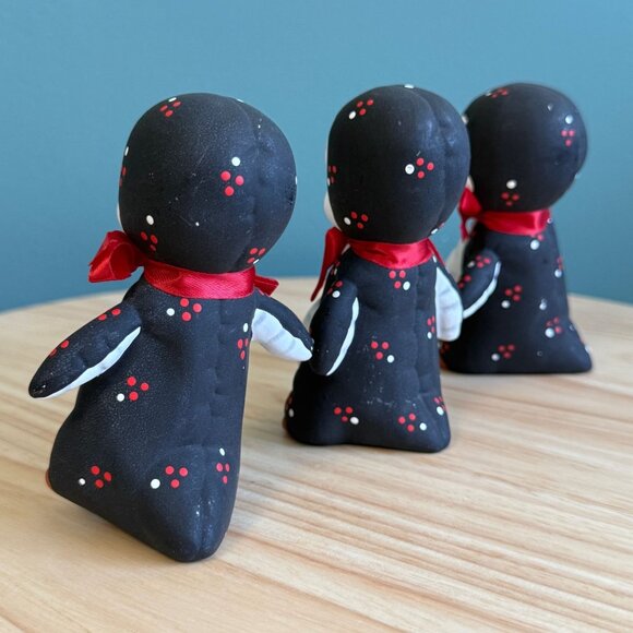 3 Vintage Handmade Penguin Figurines Christmas With Red Bow Ties - Picture 8 of 10